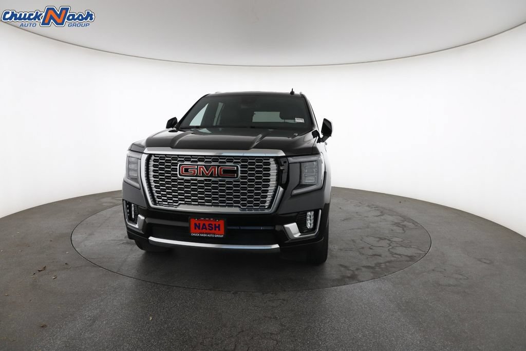 Used 2023 GMC Yukon Denali AWD/4WD image 3