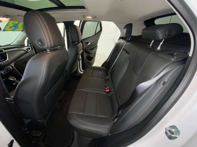 Used 2023 Buick Encore GX Essence w/ Experience Buick Package FWD image 28