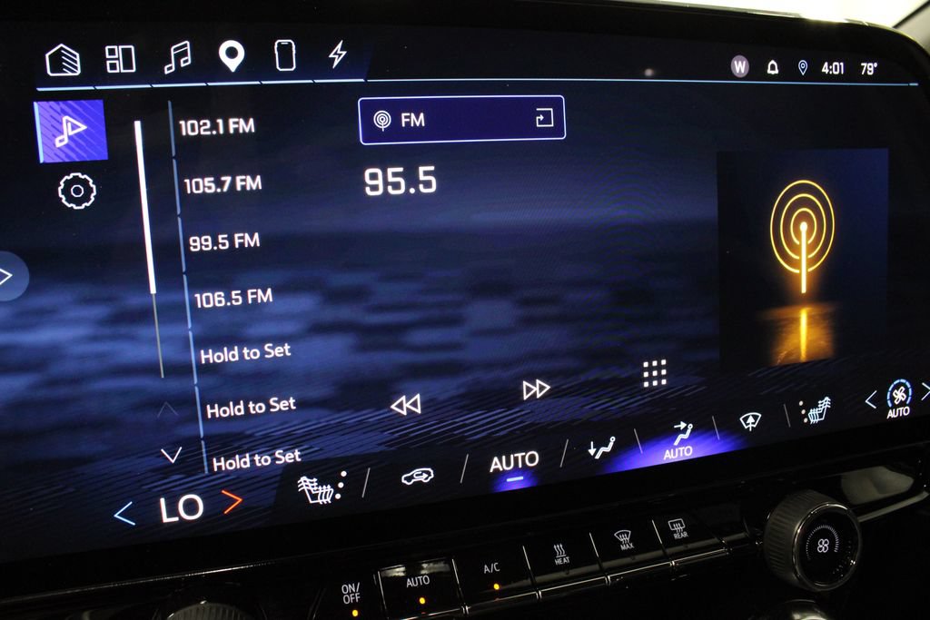 Used 2024 Chevrolet Blazer EV LT AWD/4WD image 2