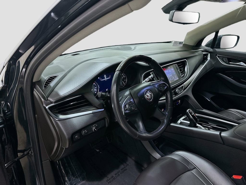 Used 2020 Buick Enclave Avenir w/ Avenir Technology Package FWD image 9