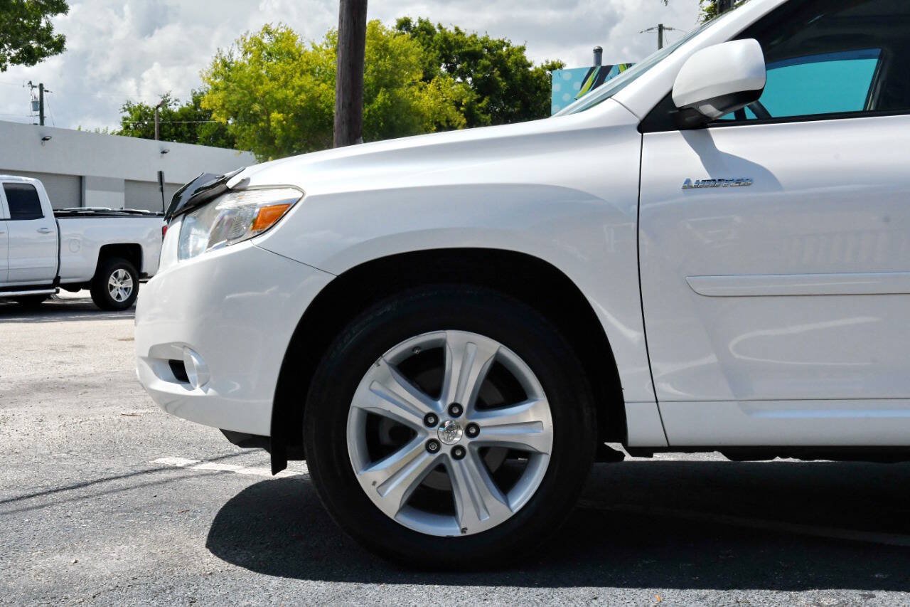 Used 2010 Toyota Highlander Limited AWD/4WD image 8