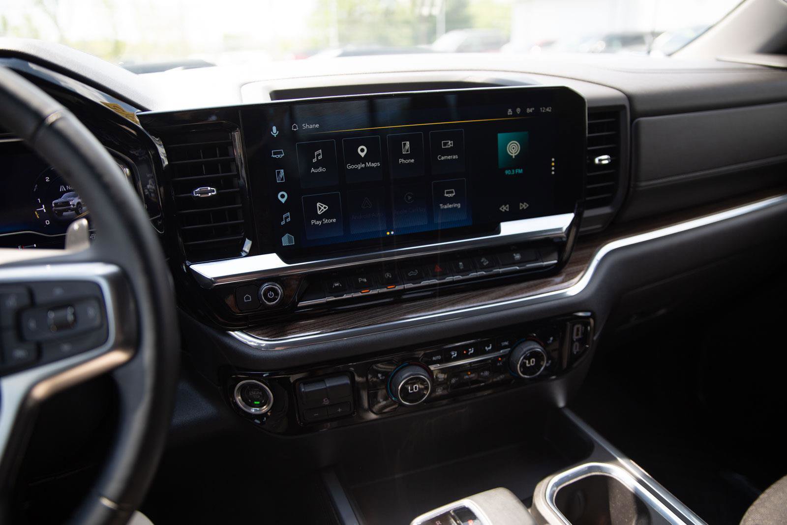 Used 2025 Chevrolet Silverado 1500 LT Trail Boss w/ Convenience Package II AWD/4WD image 16