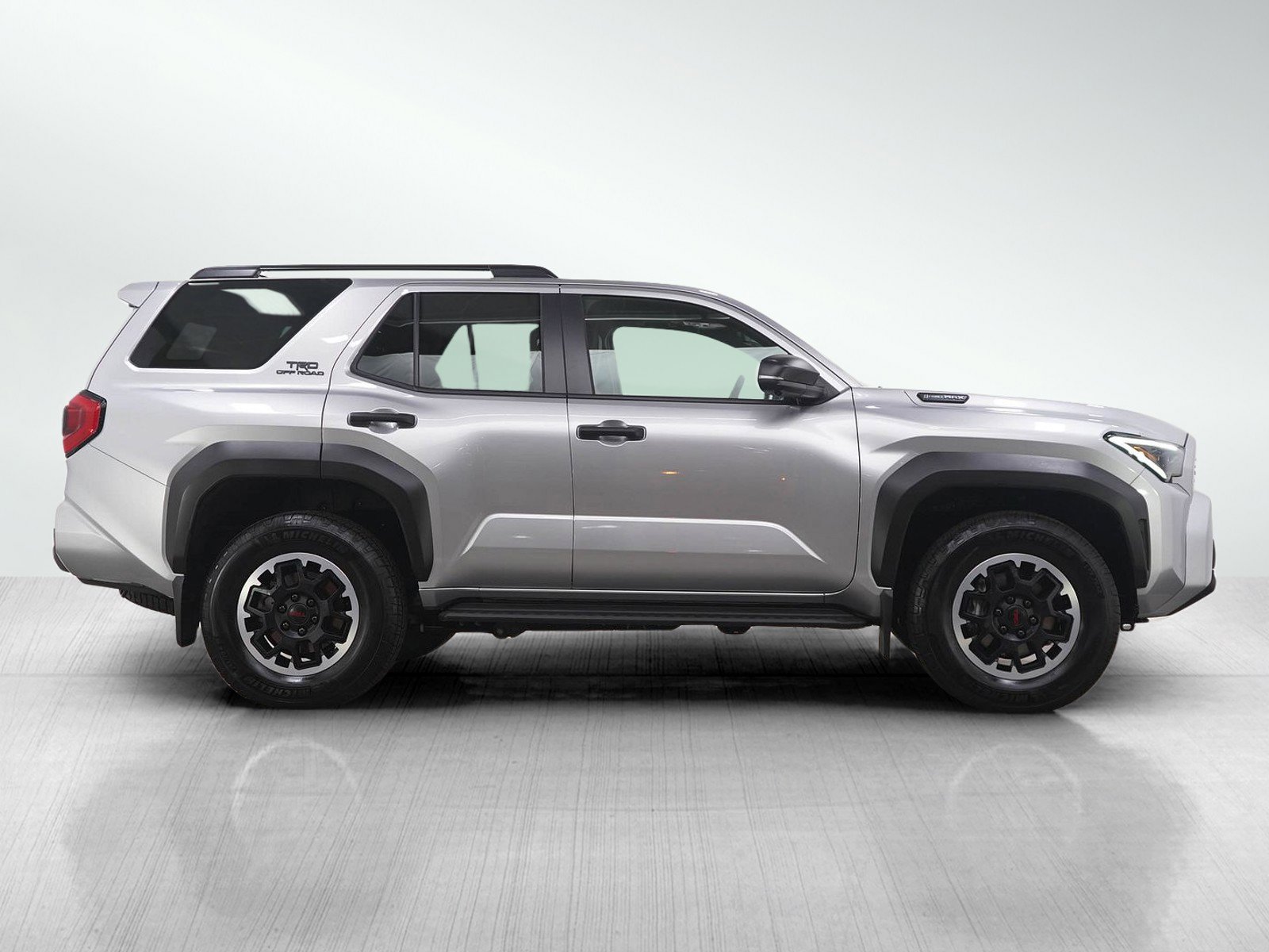 Used 2025 Toyota 4Runner TRD Off-Road Premium image 8