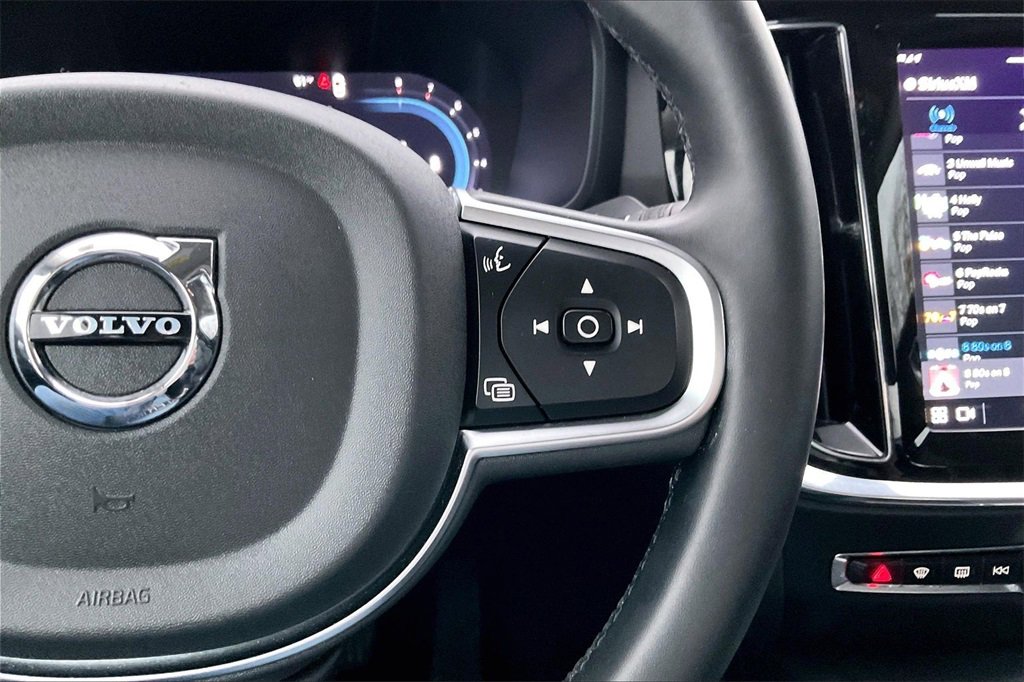 Used 2024 Volvo S60 B5 Core image 19