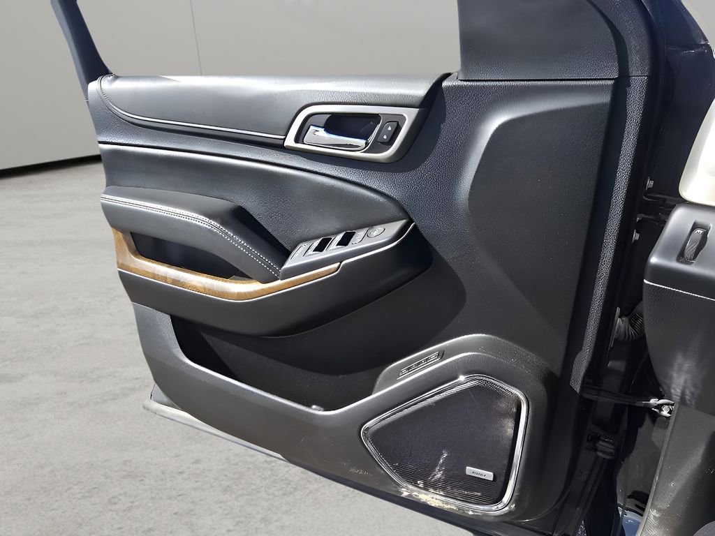 Used 2019 GMC Yukon XL Denali w/ Denali Ultimate Package image 16