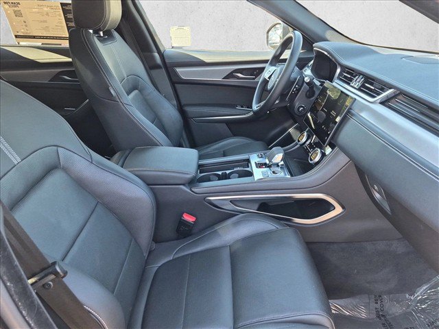 Used 2024 Jaguar F-PACE R-Dynamic S AWD/4WD image 22