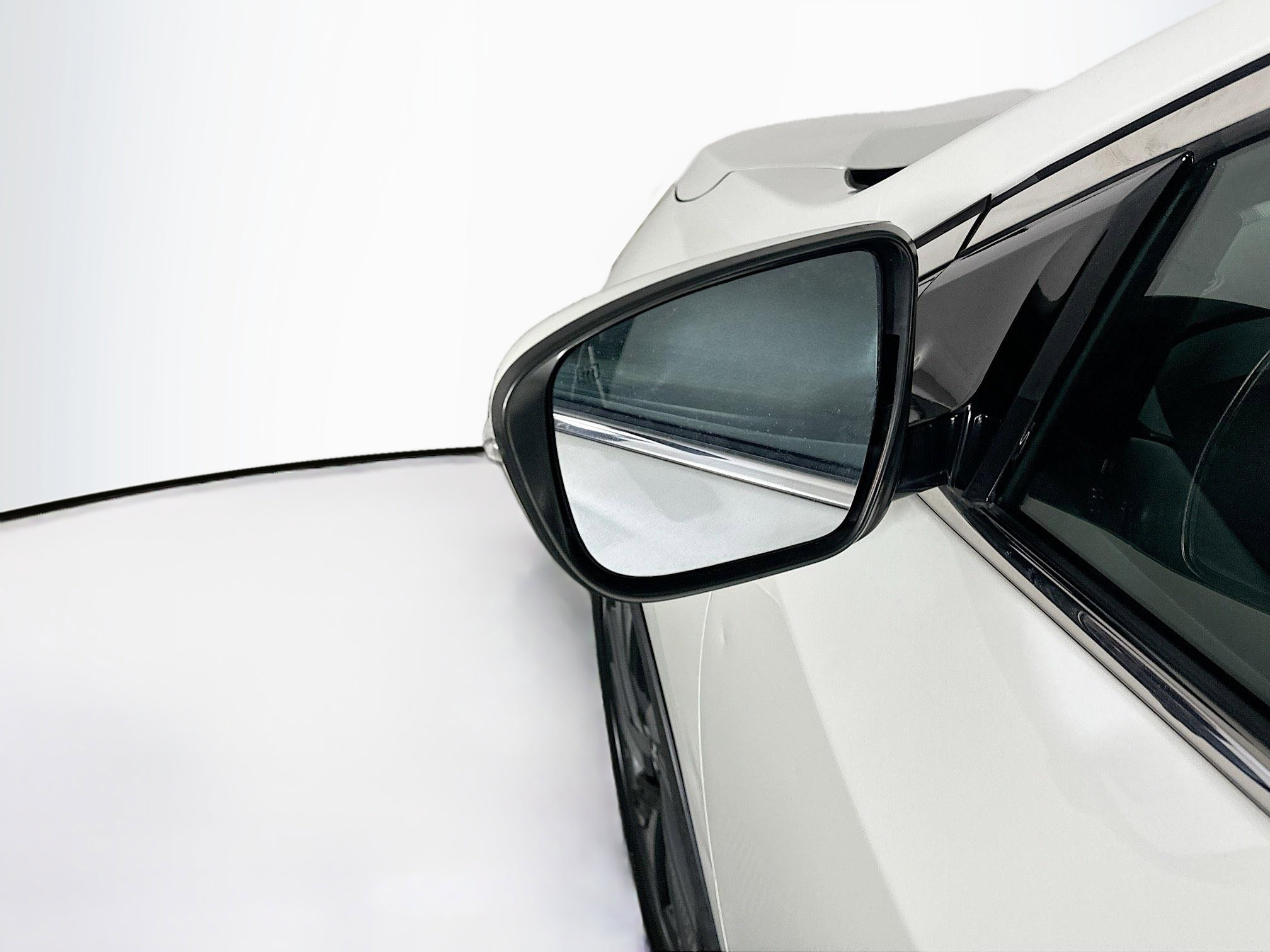 Used 2016 Nissan Murano Platinum w/ Platinum Technology Package FWD image 16