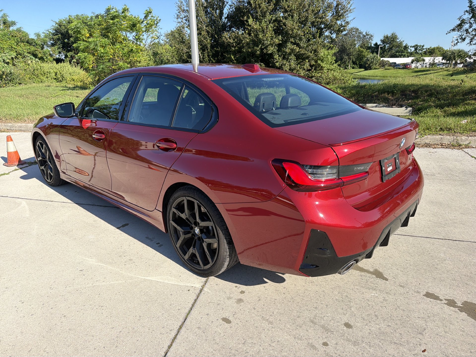 Certified 2026 BMW 330i Sedan RWD image 6