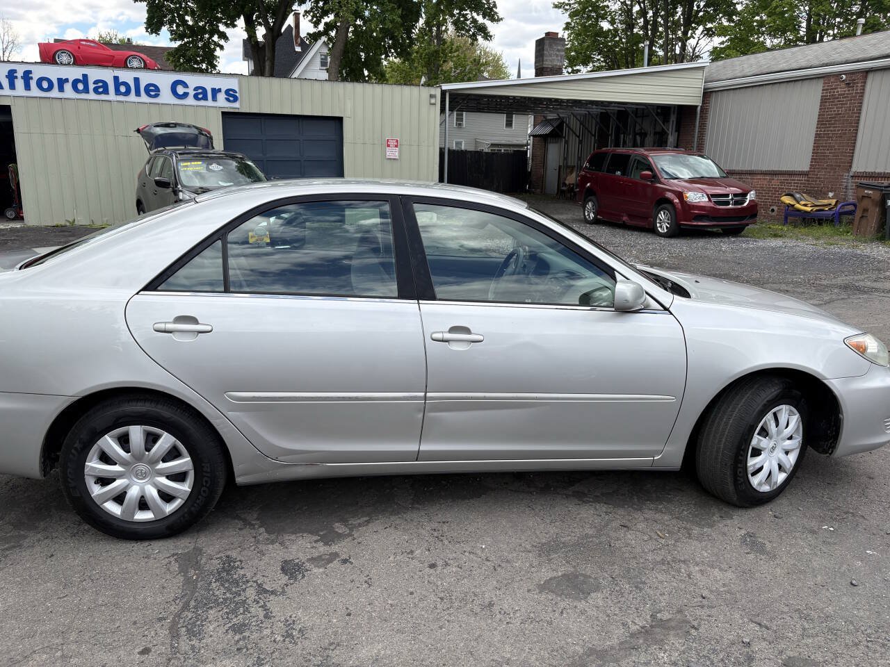 Used 2005 Toyota Camry LE FWD image 21