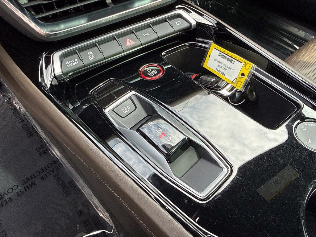 Used 2023 Audi e-tron GT Premium Plus w/ Executive Package AWD/4WD image 21