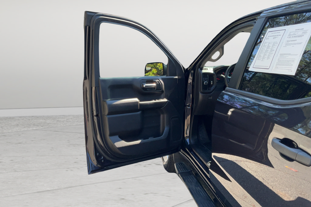 Used 2023 Chevrolet Silverado 1500 Custom RWD image 11