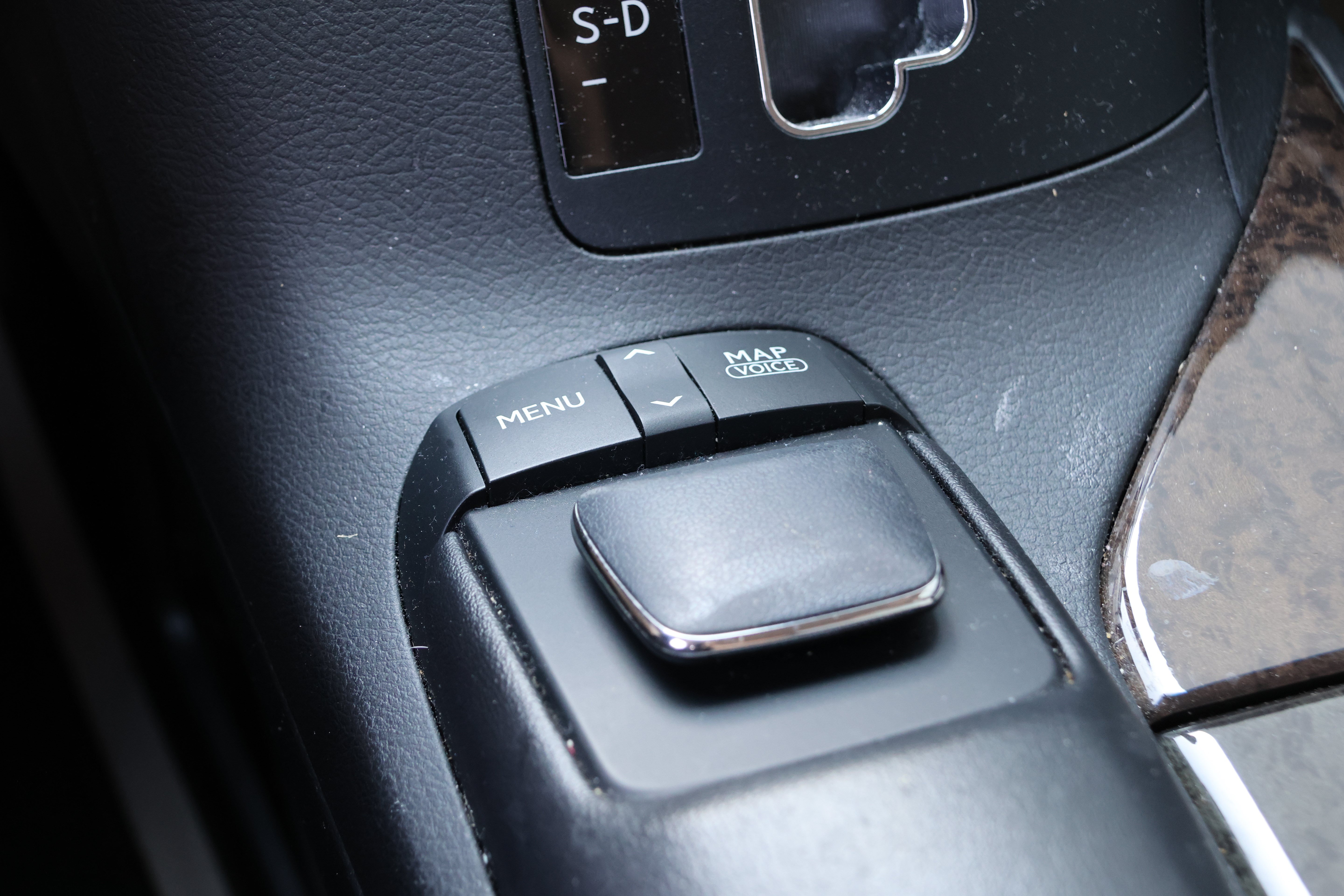 Used 2013 Lexus RX 450h FWD w/ Navigation Pkg image 29