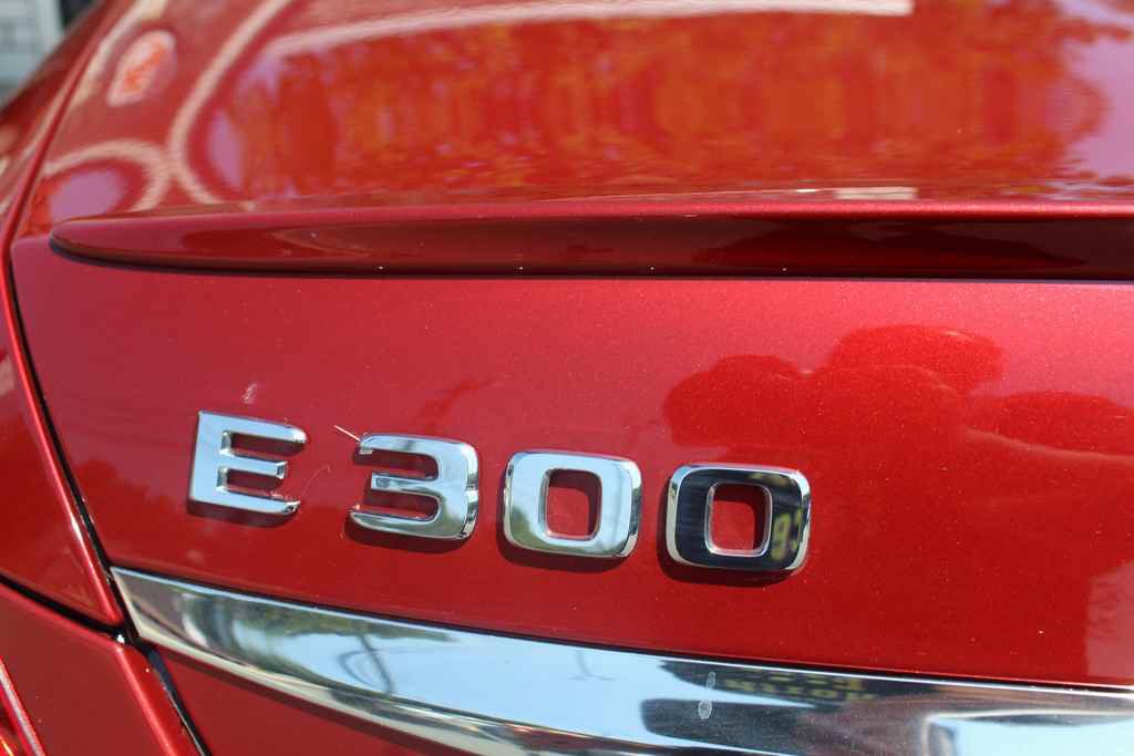 Used 2019 Mercedes-Benz E 300 image 6