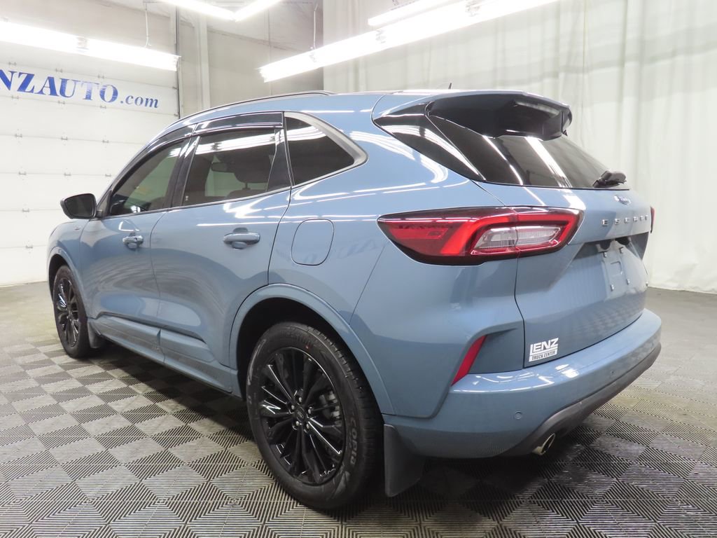 Used 2024 Ford Escape ST-Line Elite image 5