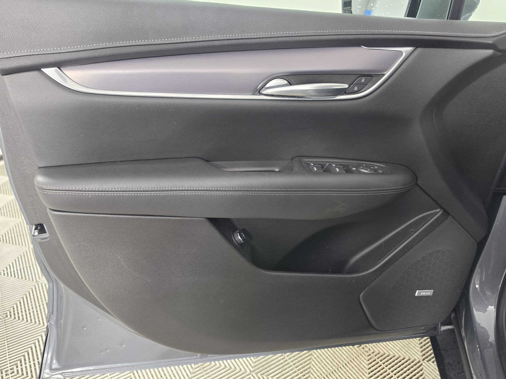 Used 2022 Cadillac XT5 Luxury AWD/4WD image 9