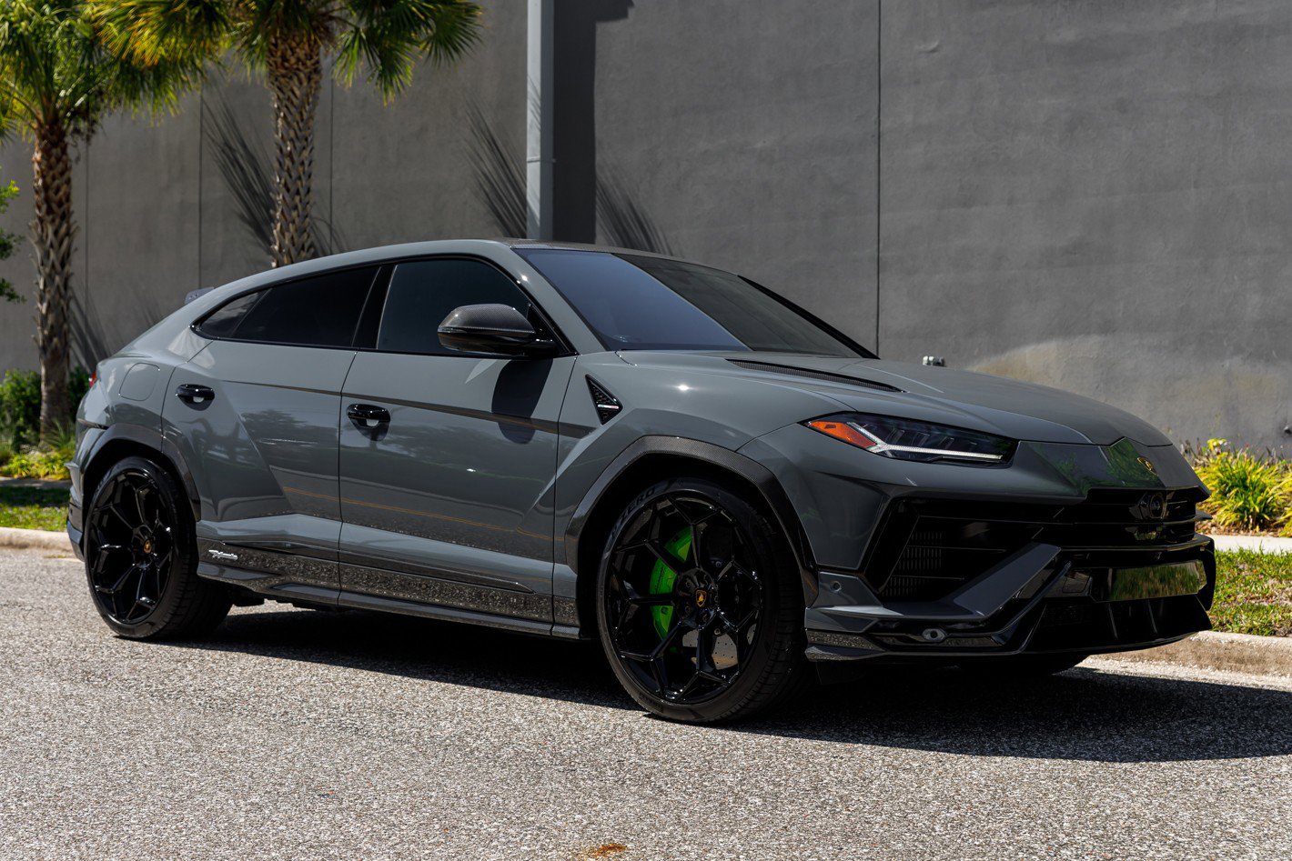 Used 2023 Lamborghini Urus Performante AWD/4WD image 24