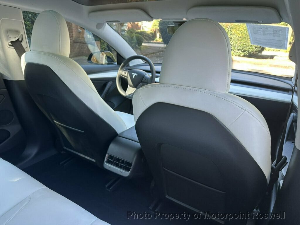 Used 2023 Tesla Model 3 Standard Range RWD image 16