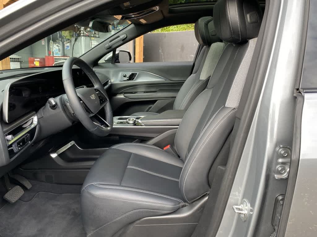 Certified 2024 Cadillac Lyriq Tech AWD/4WD image 14