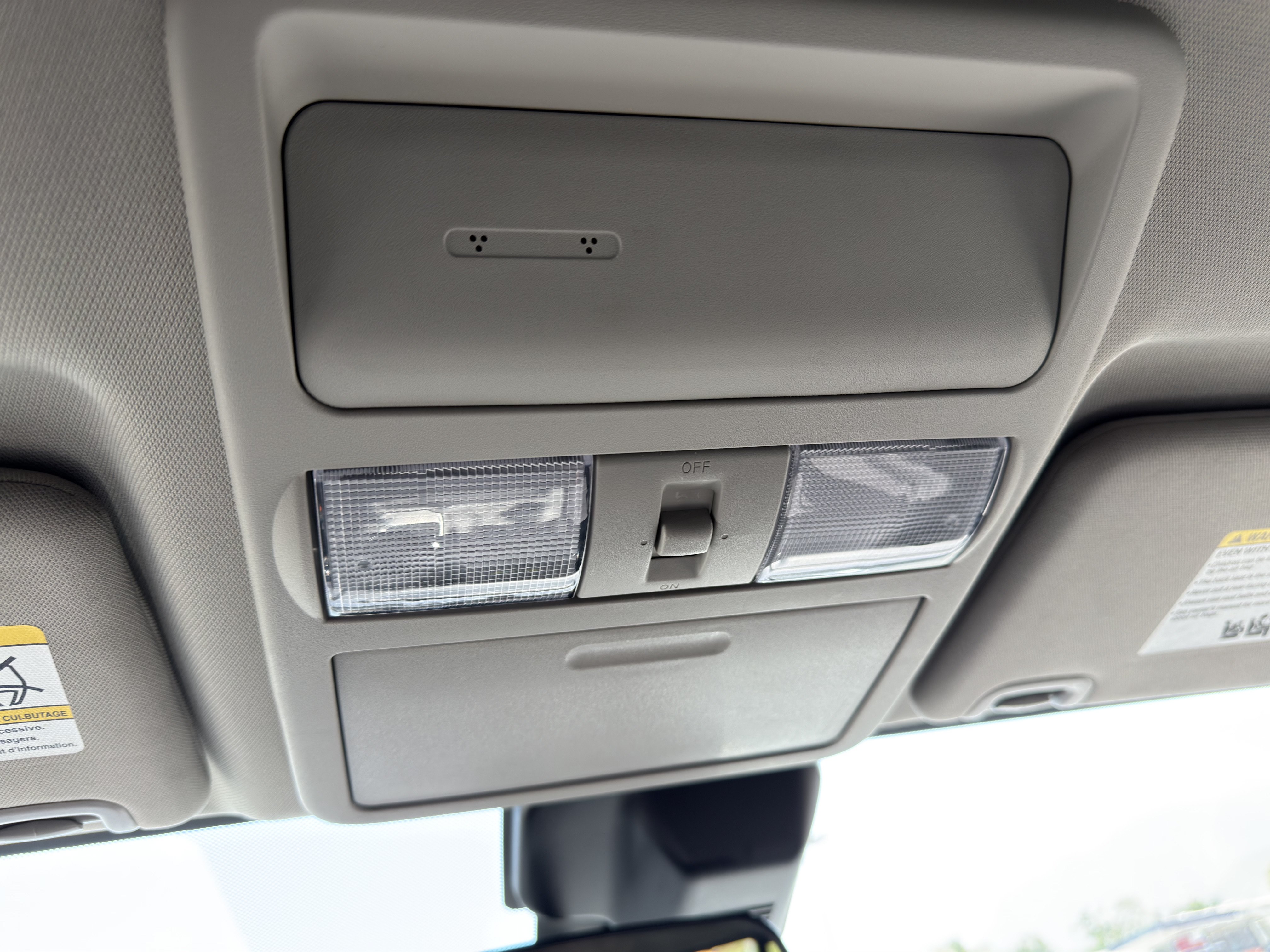 Used 2024 Nissan Frontier SV w/ SV Convenience Package RWD image 34