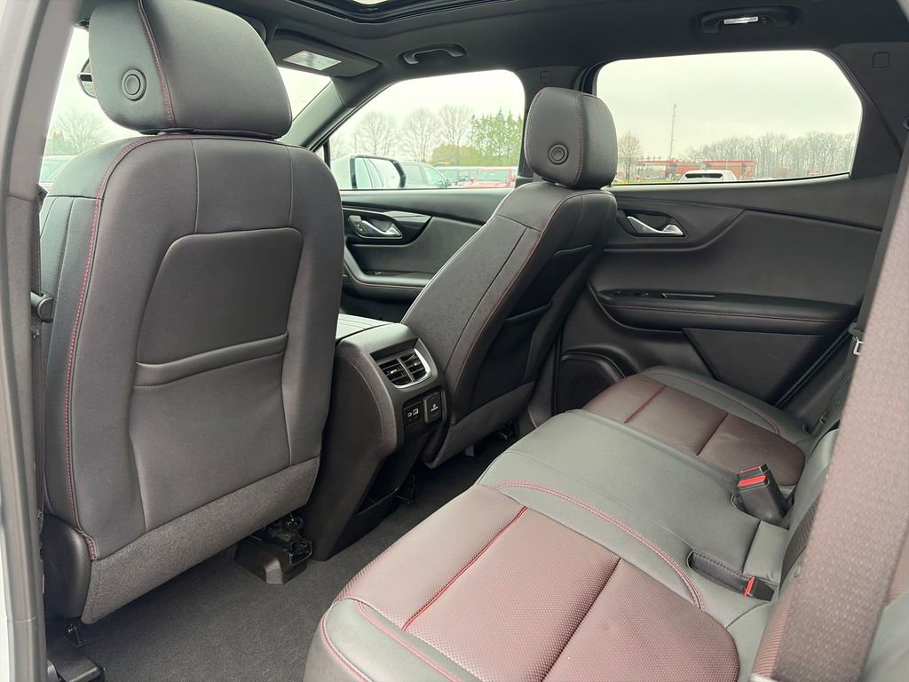 Used 2024 Chevrolet Blazer RS w/ Driver Confidence II Package image 28