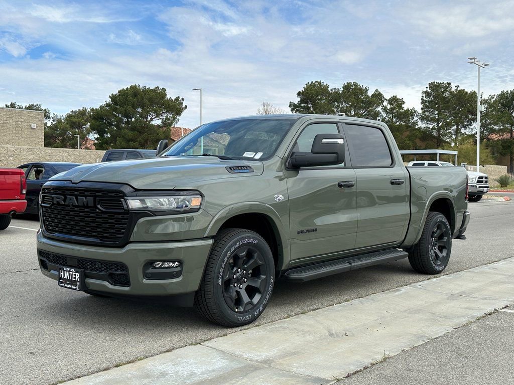 New 2026 RAM 1500 4x4 Crew Cab image 2