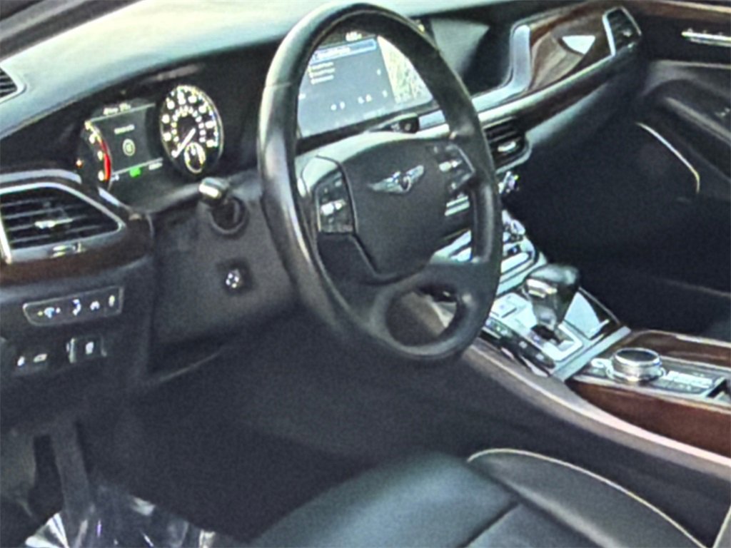 Used 2019 Genesis G90 3.3T Premium image 14