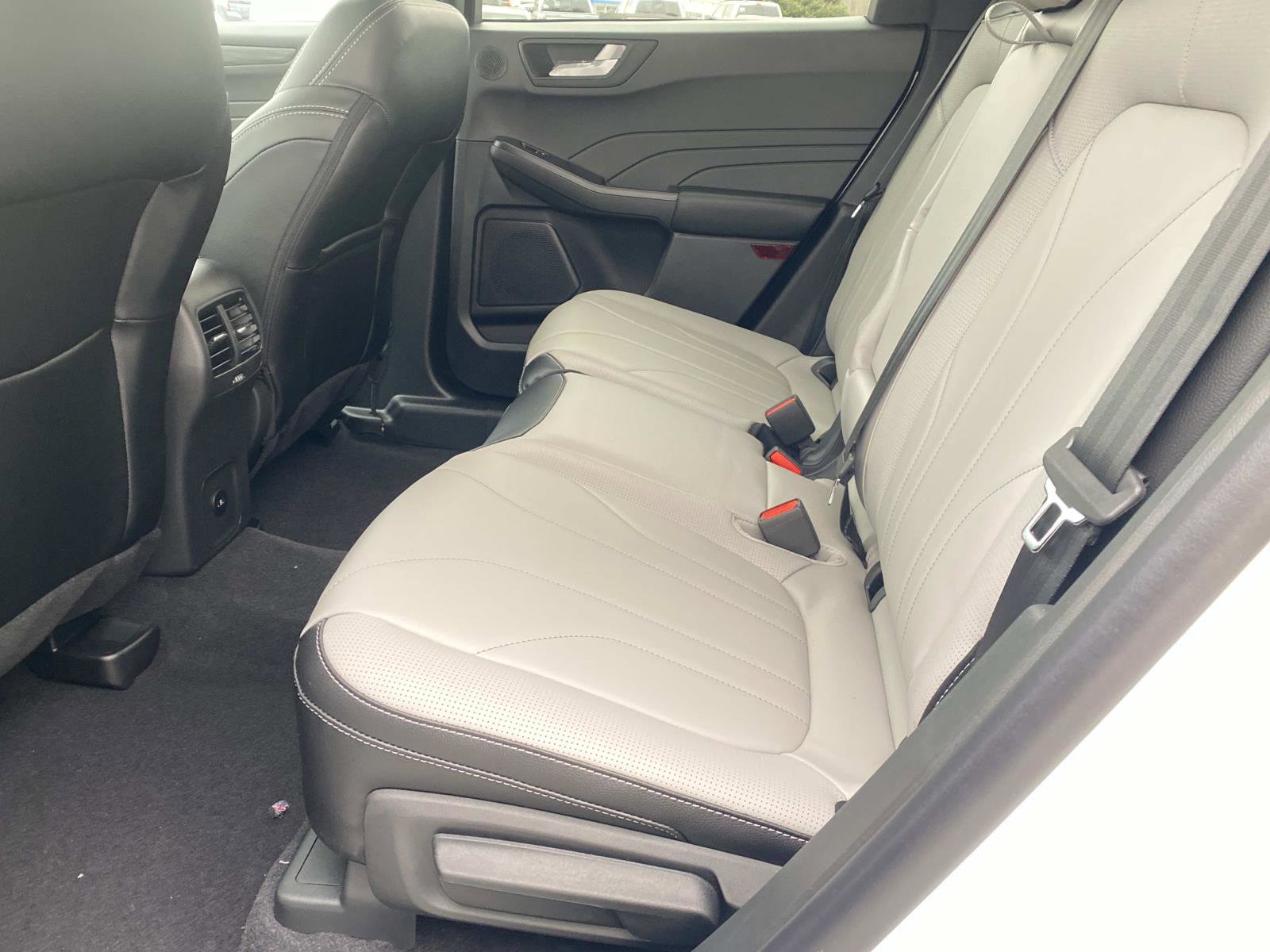 New 2026 Ford Escape SE w/ PHEV Premium Package image 11