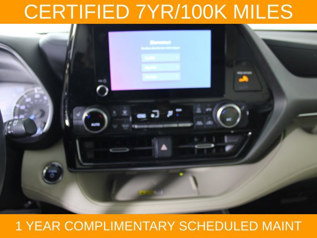 Used 2023 Toyota Highlander XLE FWD image 21