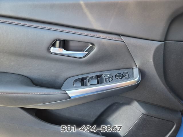 Used 2025 Nissan Sentra SR FWD image 25
