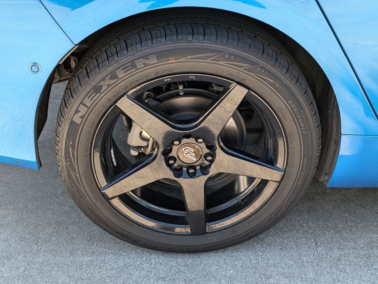 Used 2022 Toyota Prius LE image 27