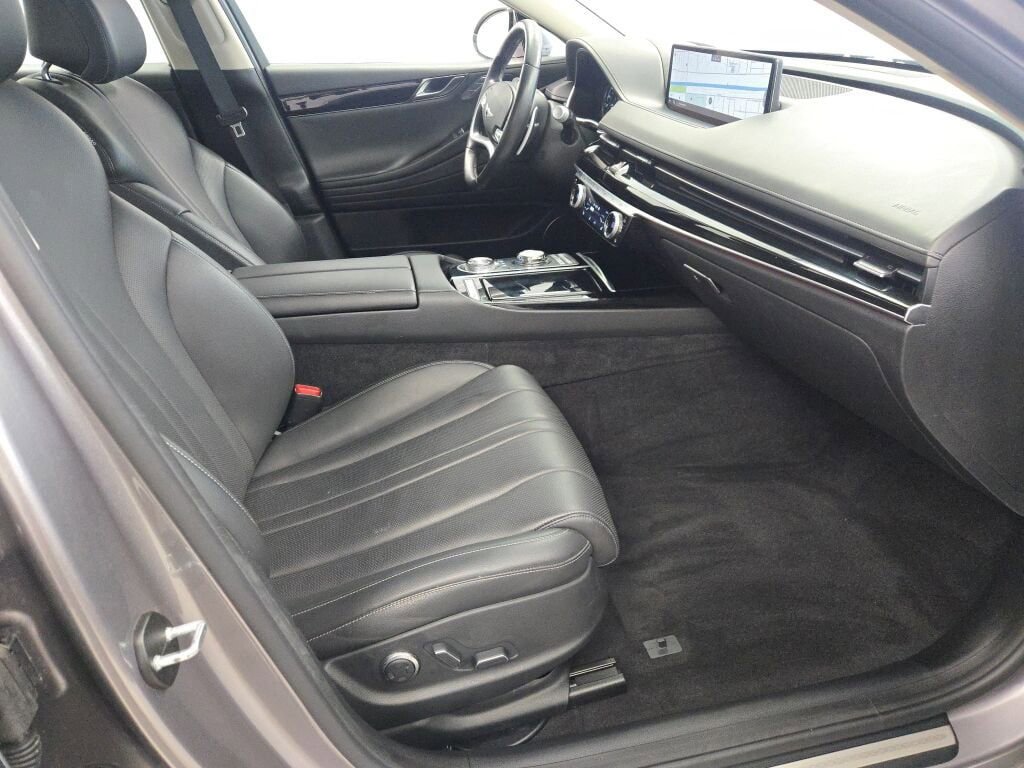 Used 2023 Genesis G80 2.5T image 7