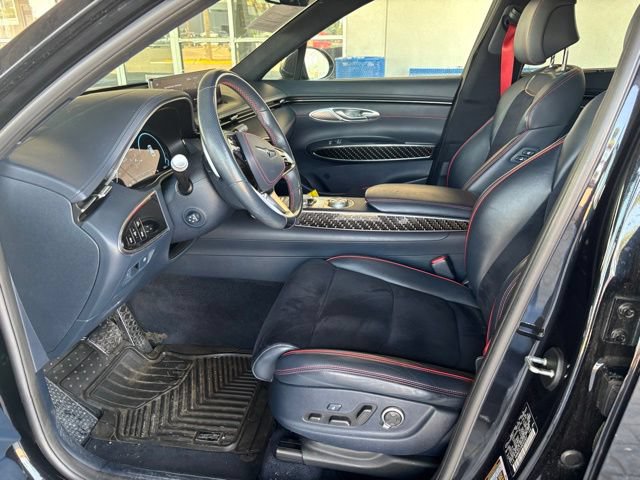 Used 2022 Genesis GV70 3.5T Sport w/ Sport Prestige Package AWD/4WD image 8
