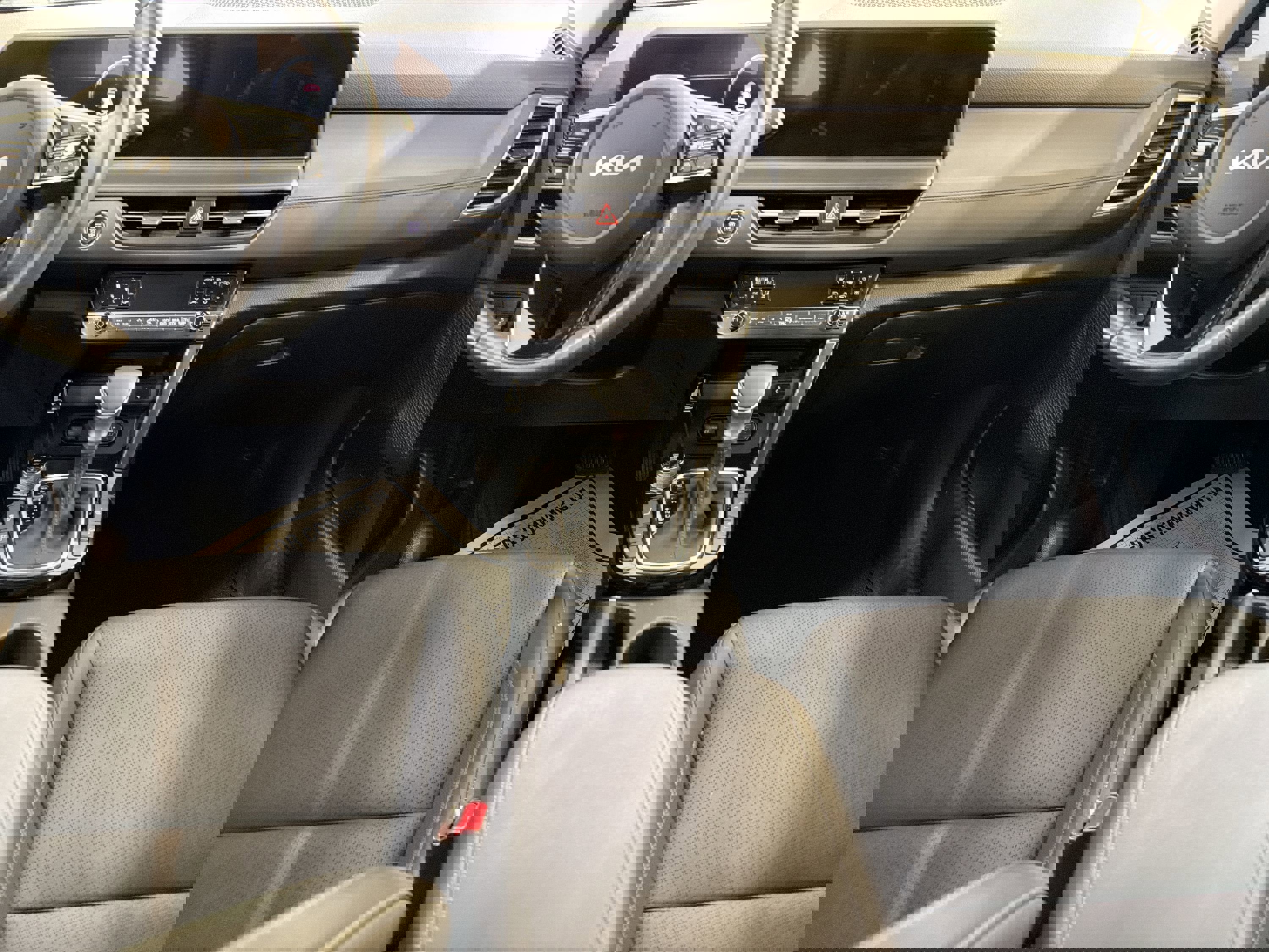 Used 2024 Kia Seltos EX image 22