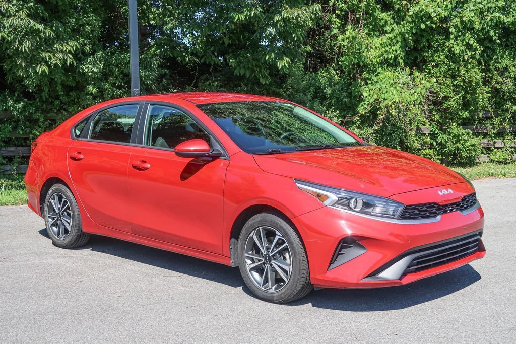 Used 2023 Kia Forte LXS FWD image 7