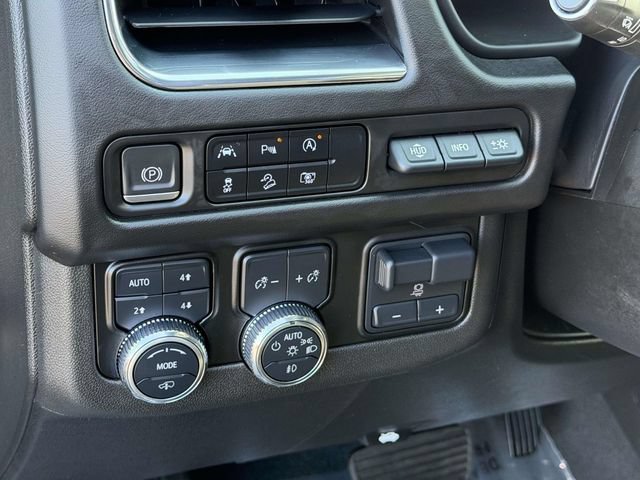 Used 2023 GMC Yukon AT4 w/ AT4 Premium Plus Package AWD/4WD image 20