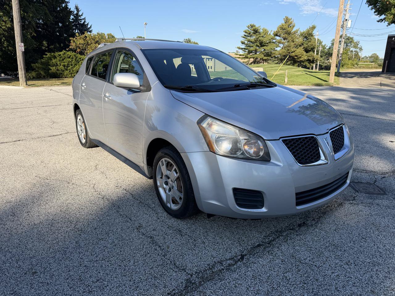 Used 2009 Pontiac Vibe AWD image 3