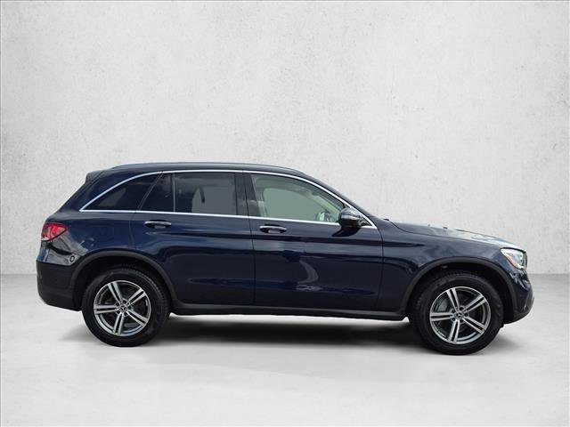 Used 2022 Mercedes-Benz GLC 300 image 4