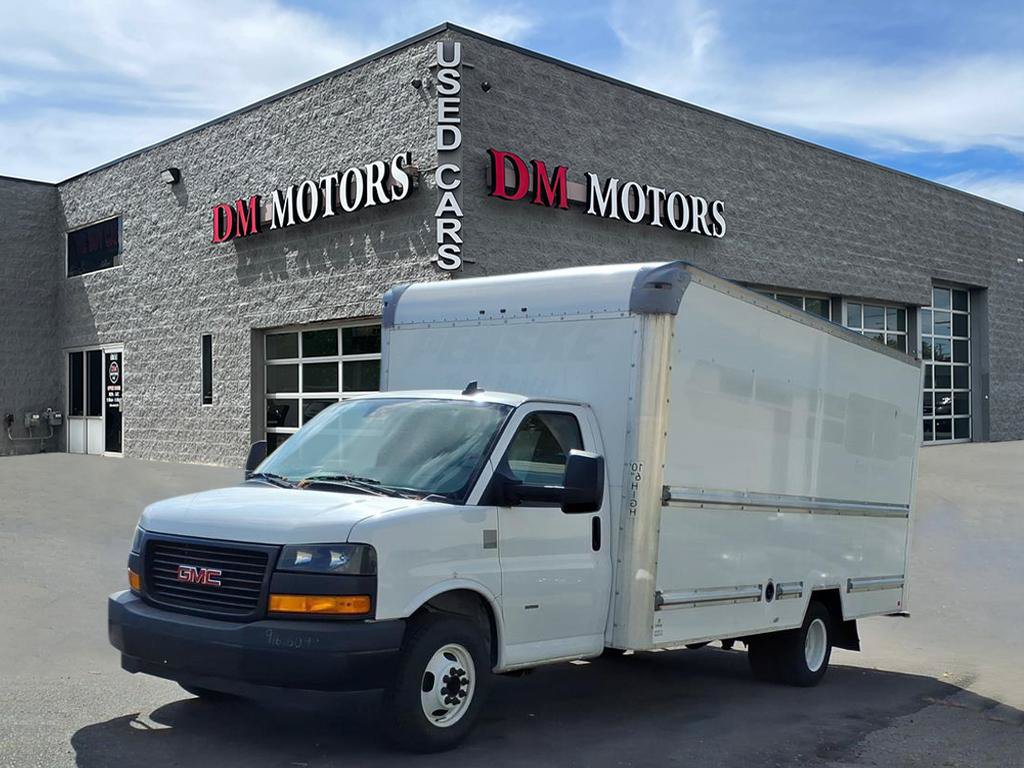 Used 2020 GMC Savana 3500 Extended w/ Driver Convenience Package RWD image 1