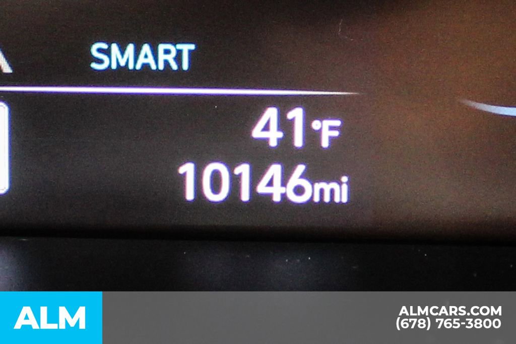 Used 2025 Hyundai Elantra Sport image 40