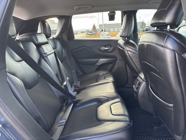 Used 2019 Jeep Cherokee Latitude Plus w/ Comfort/Convenience Group image 24