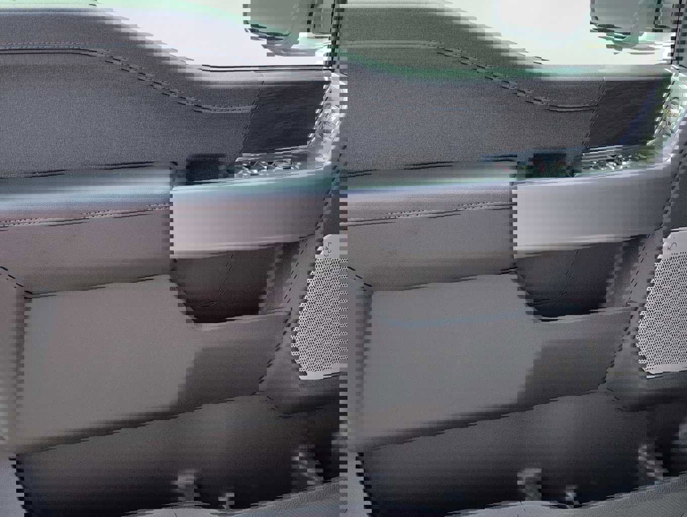 New 2025 Ford F150 Lariat w/ Equipment Group 501A Mid image 5