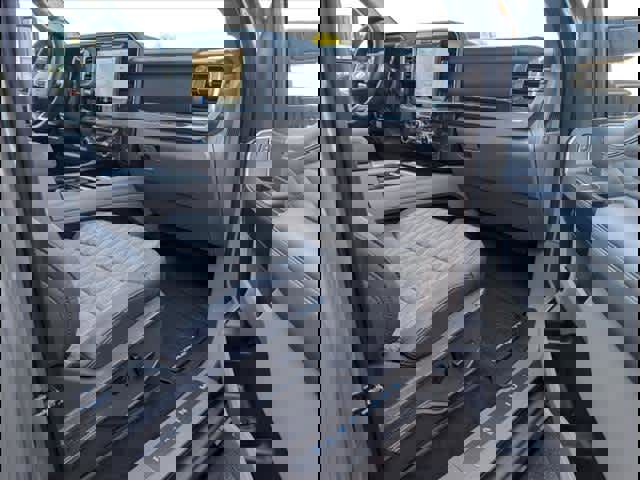 New 2026 Ford F250 Platinum image 29