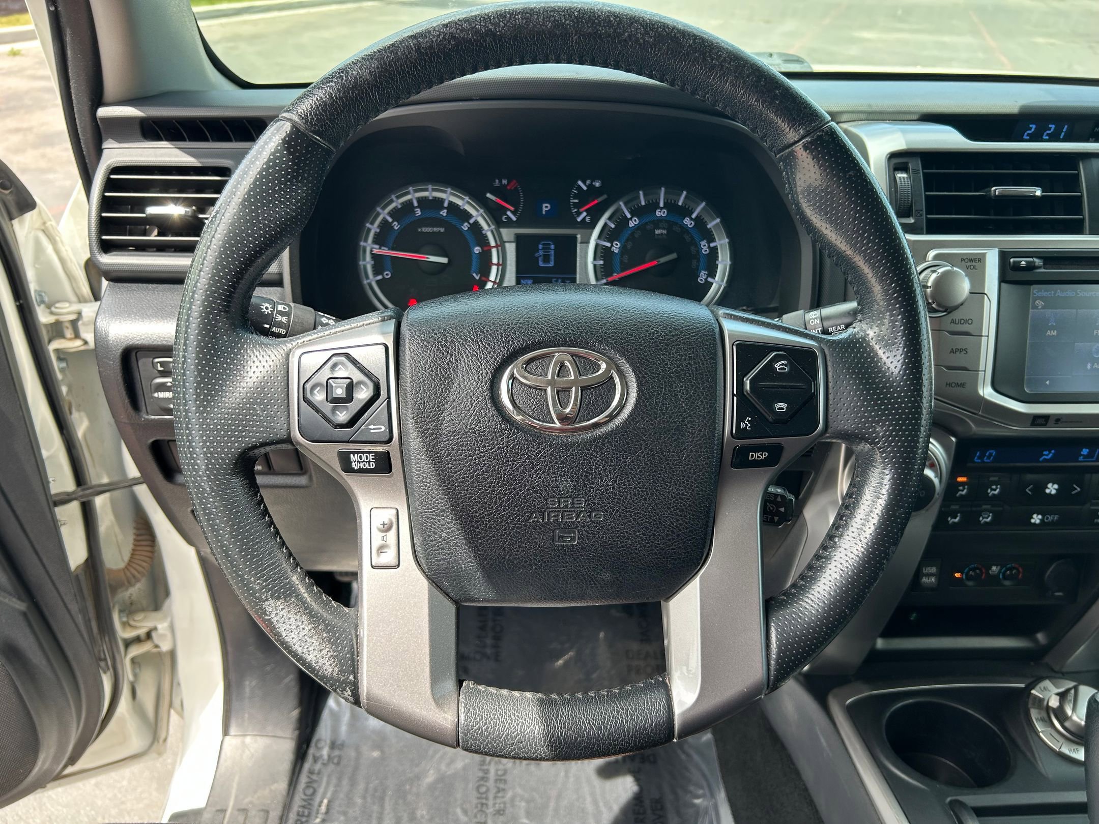 Used 2017 Toyota 4Runner Limited AWD/4WD image 13