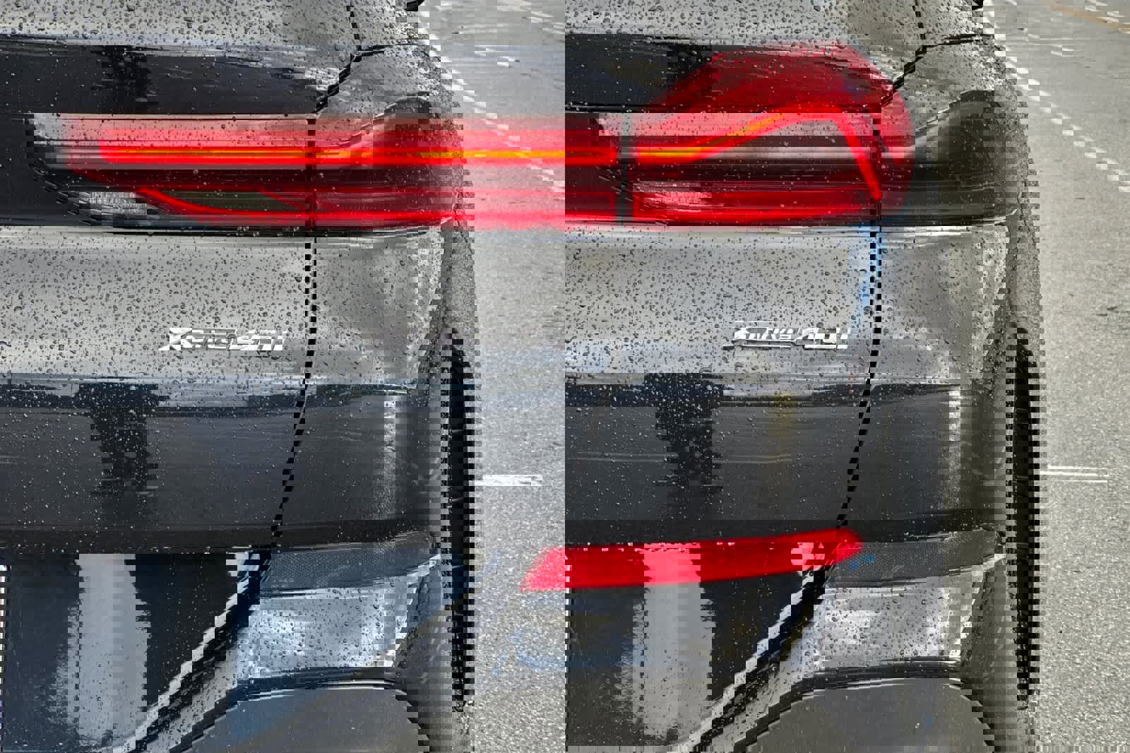 Certified 2023 BMW X6 xDrive40i w/ M Sport Package image 34