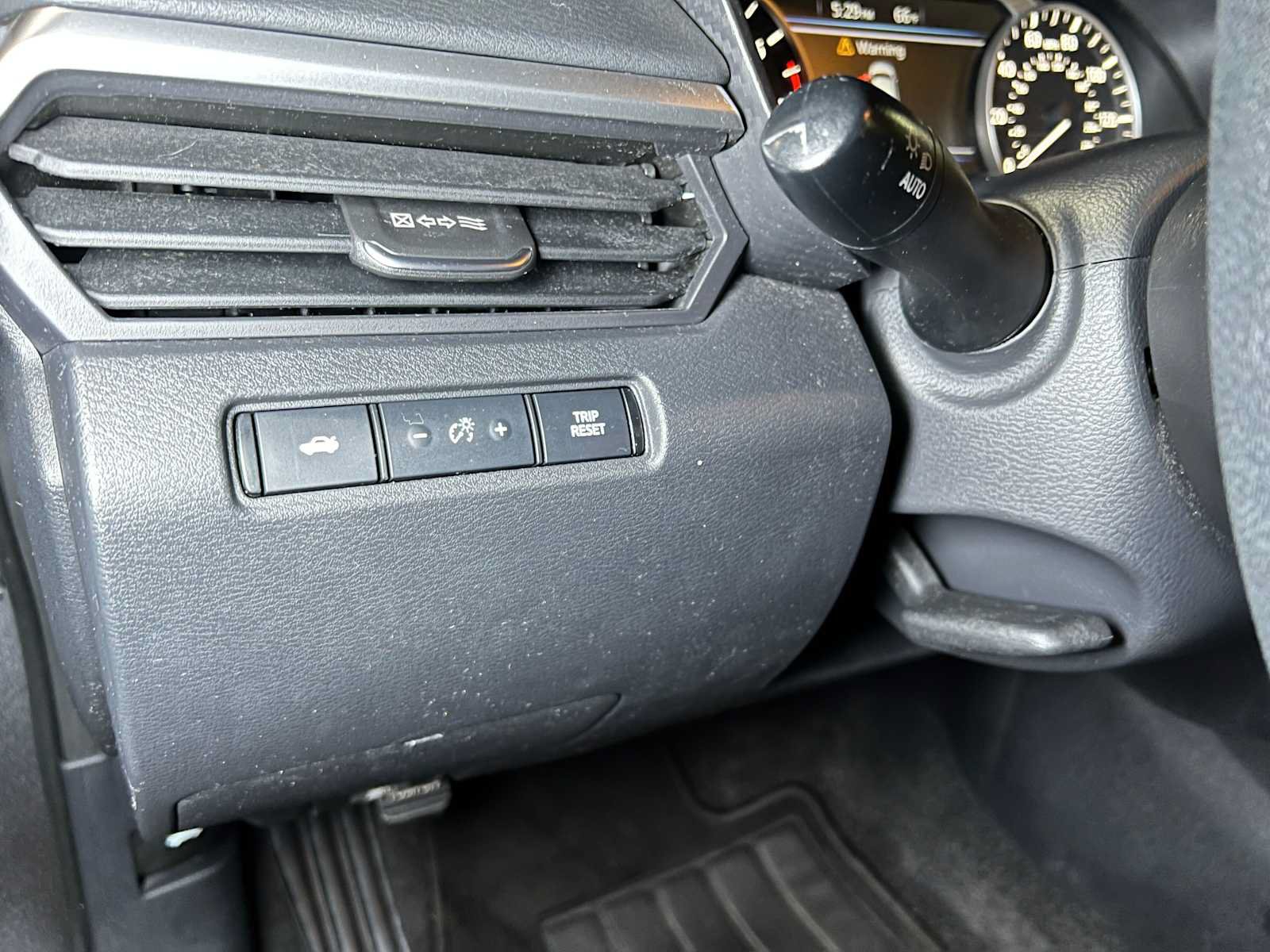 Used 2020 Nissan Altima 2.5 S FWD image 25
