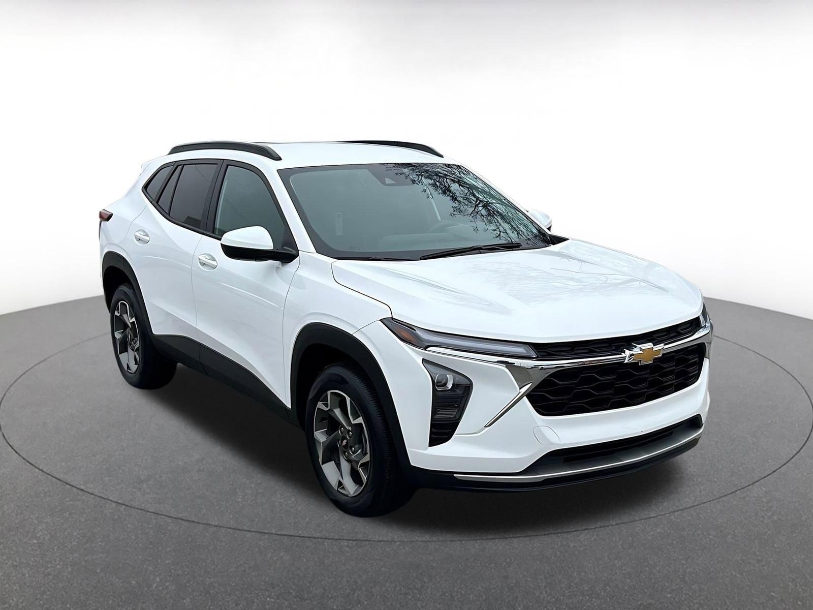 Used 2025 Chevrolet Trax LT w/ LT Convenience Package video 1