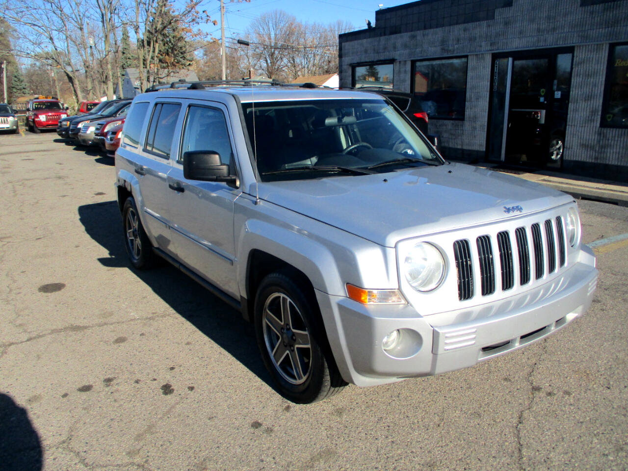 Used 2009 Jeep Patriot Limited w/ Sun/Sound Group image 1