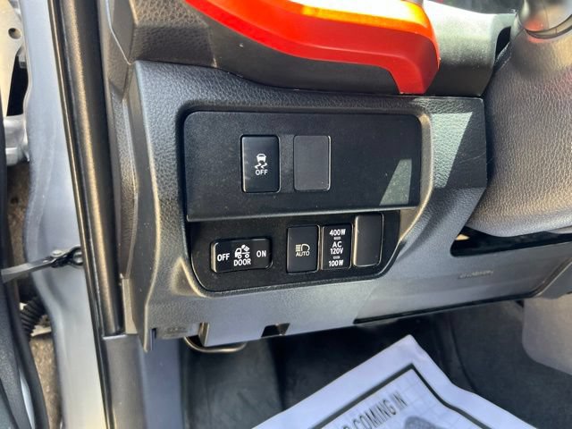 Used 2020 Toyota Tacoma TRD Off-Road AWD/4WD image 27
