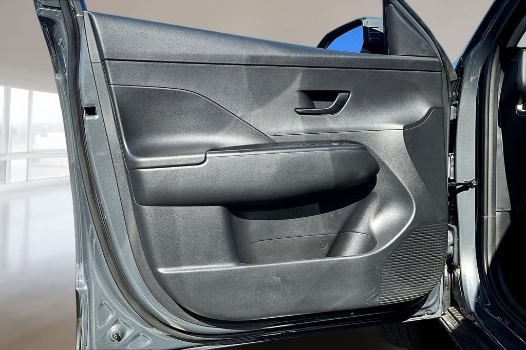 Used 2025 Hyundai Kona SEL image 20