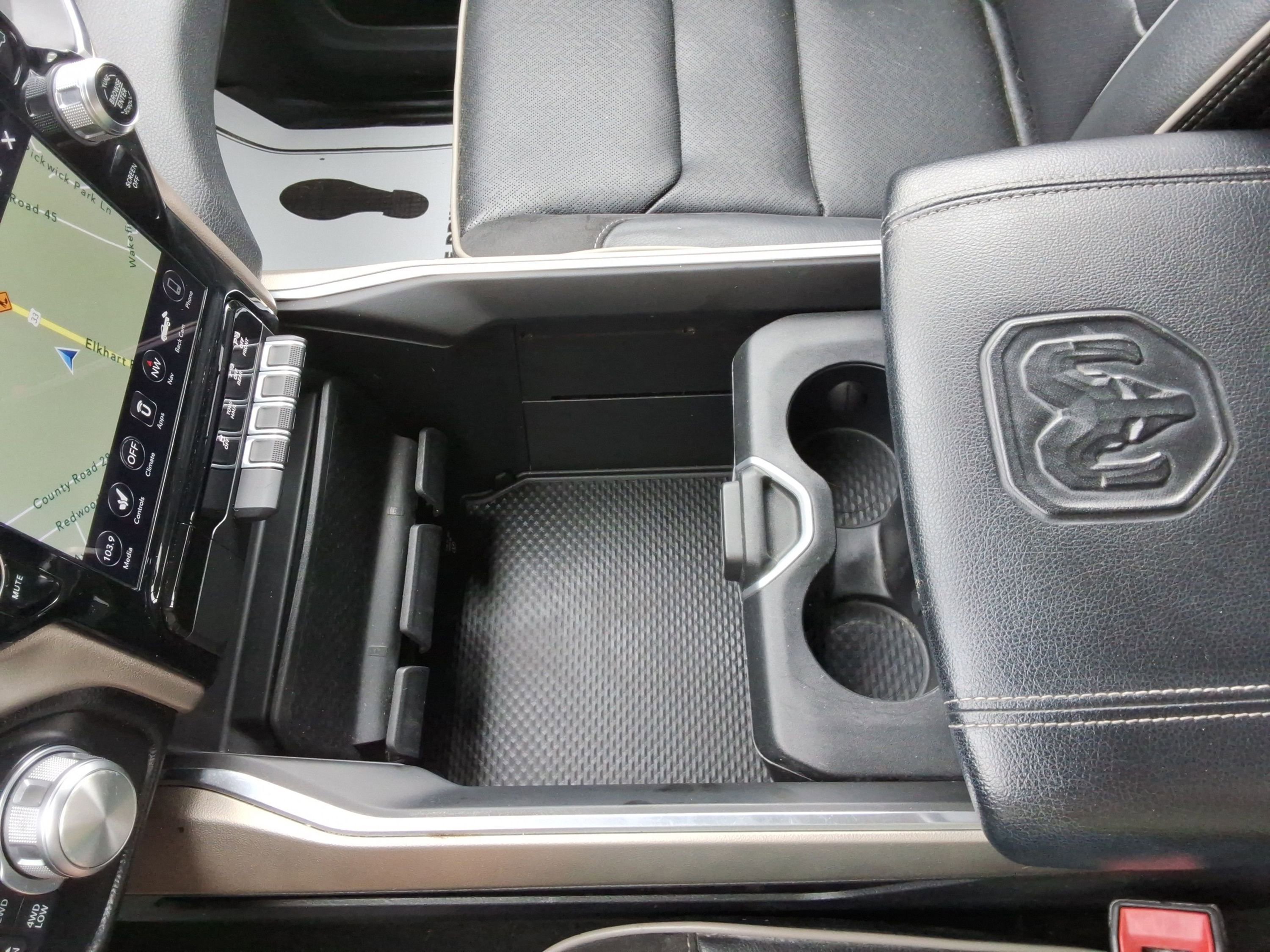 Used 2020 RAM 1500 Laramie AWD/4WD image 18
